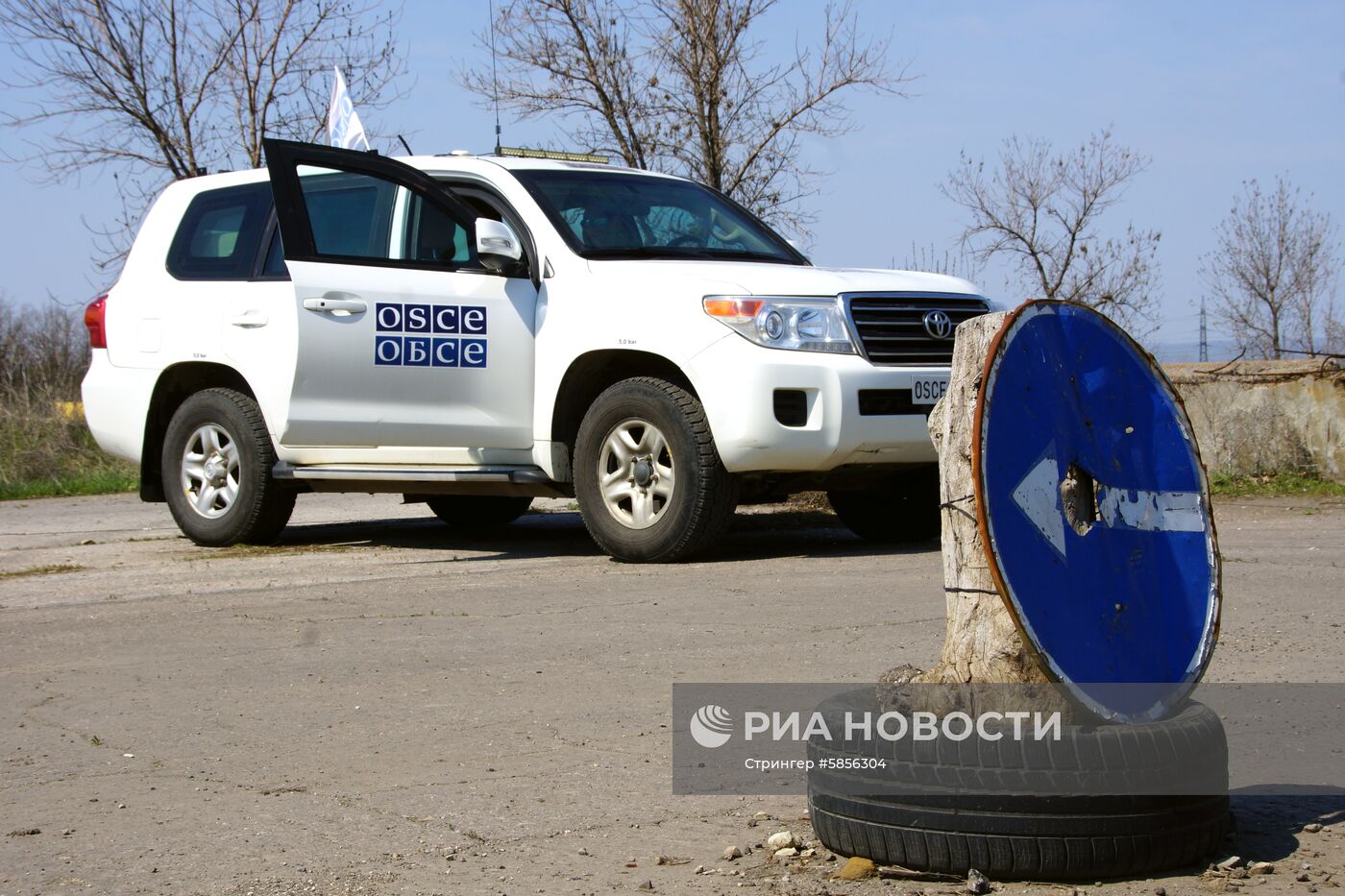 Передача заключенных Украине представителями ЛНР