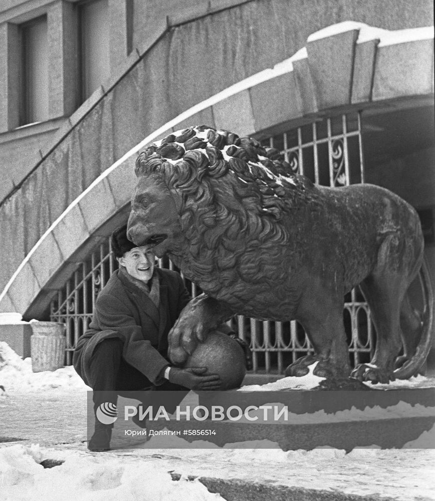 Советский литовский баскетболист Модестас Паулаускас