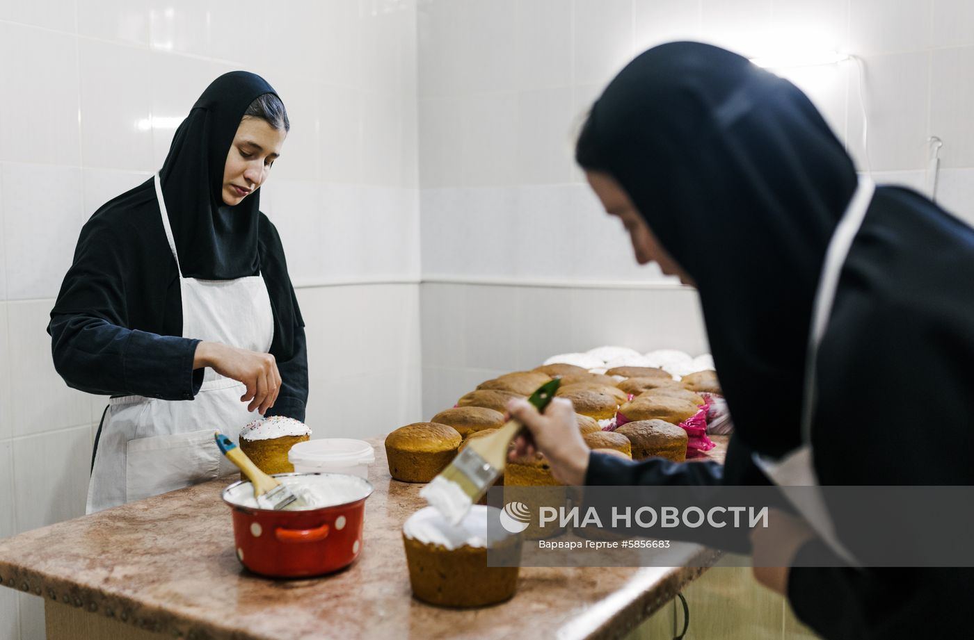 Подготовка к Пасхе в Введенском женском монастыре