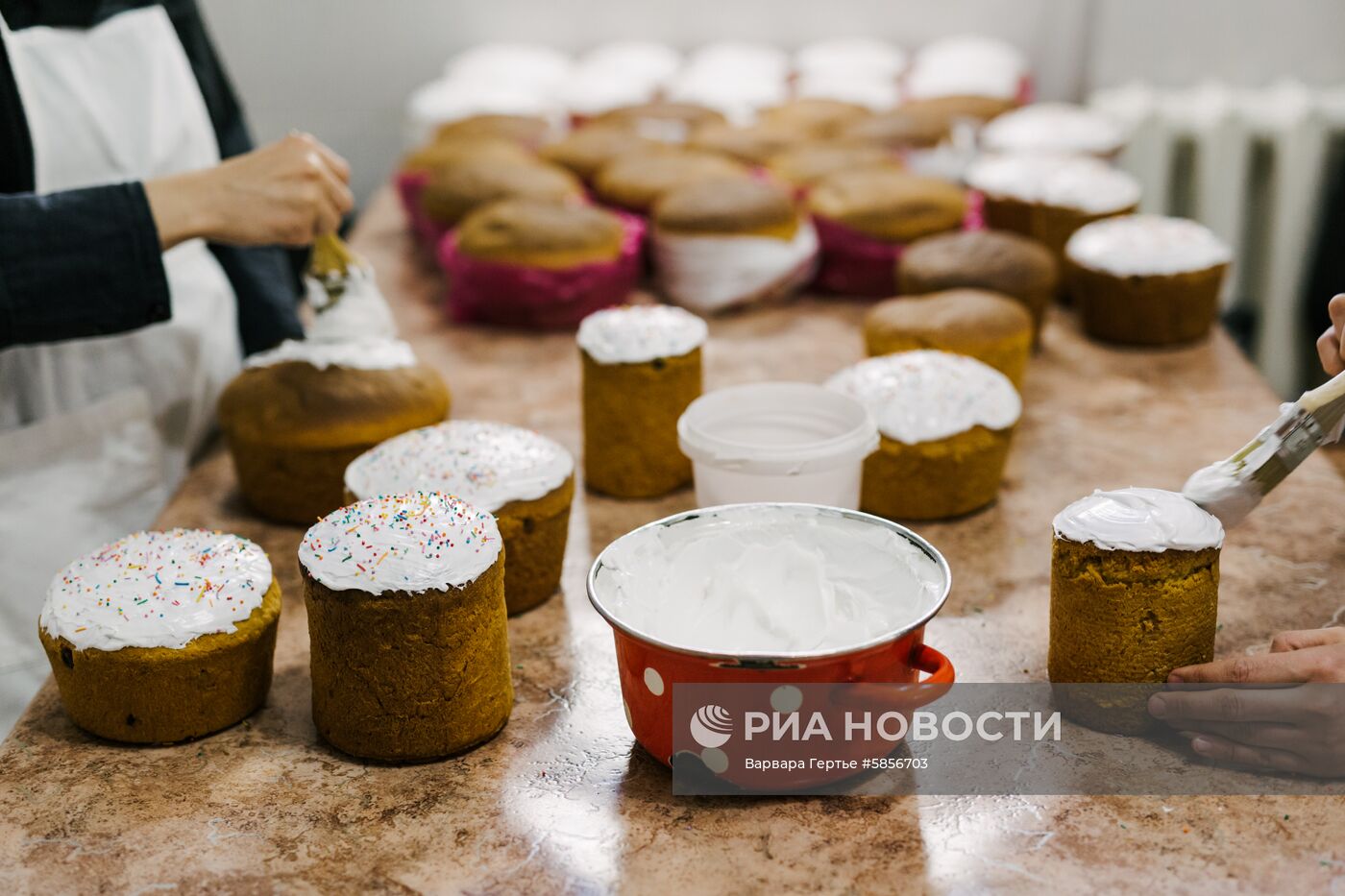 Подготовка к Пасхе в Введенском женском монастыре