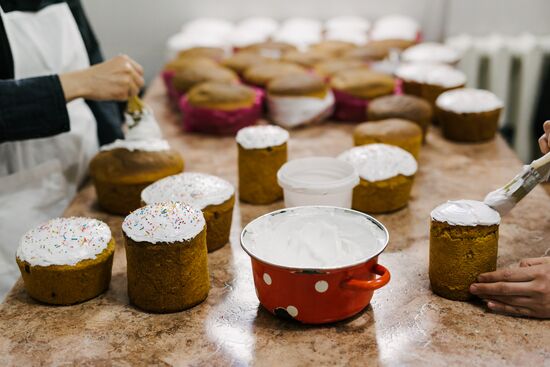 Подготовка к Пасхе в Введенском женском монастыре