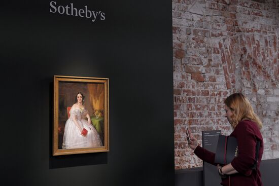 Выставка топ-лотов торгов русского искусства Sotheby's