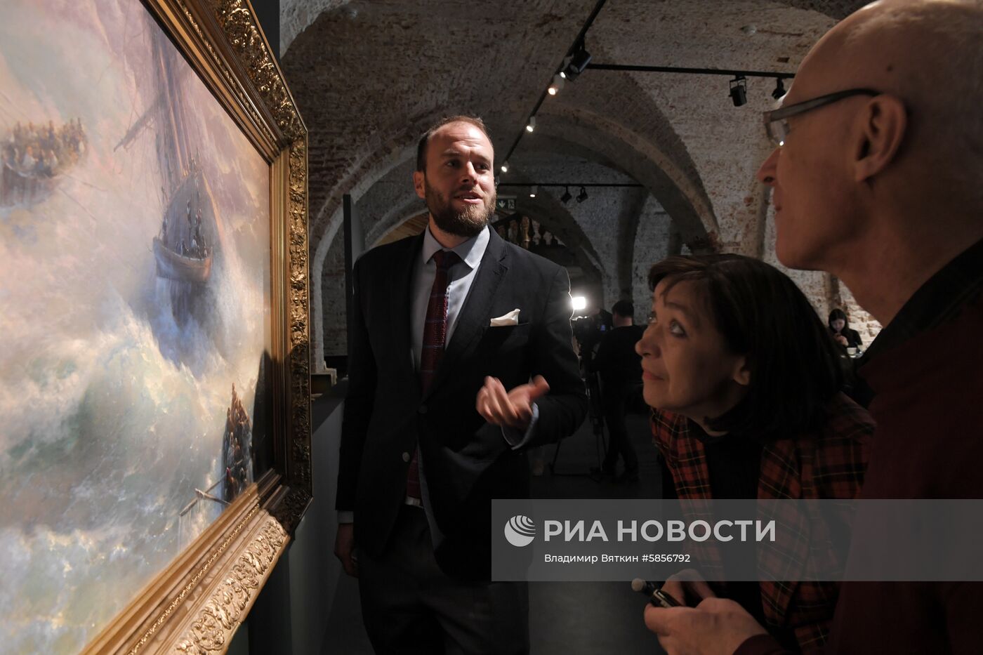 Выставка топ-лотов торгов русского искусства Sotheby's