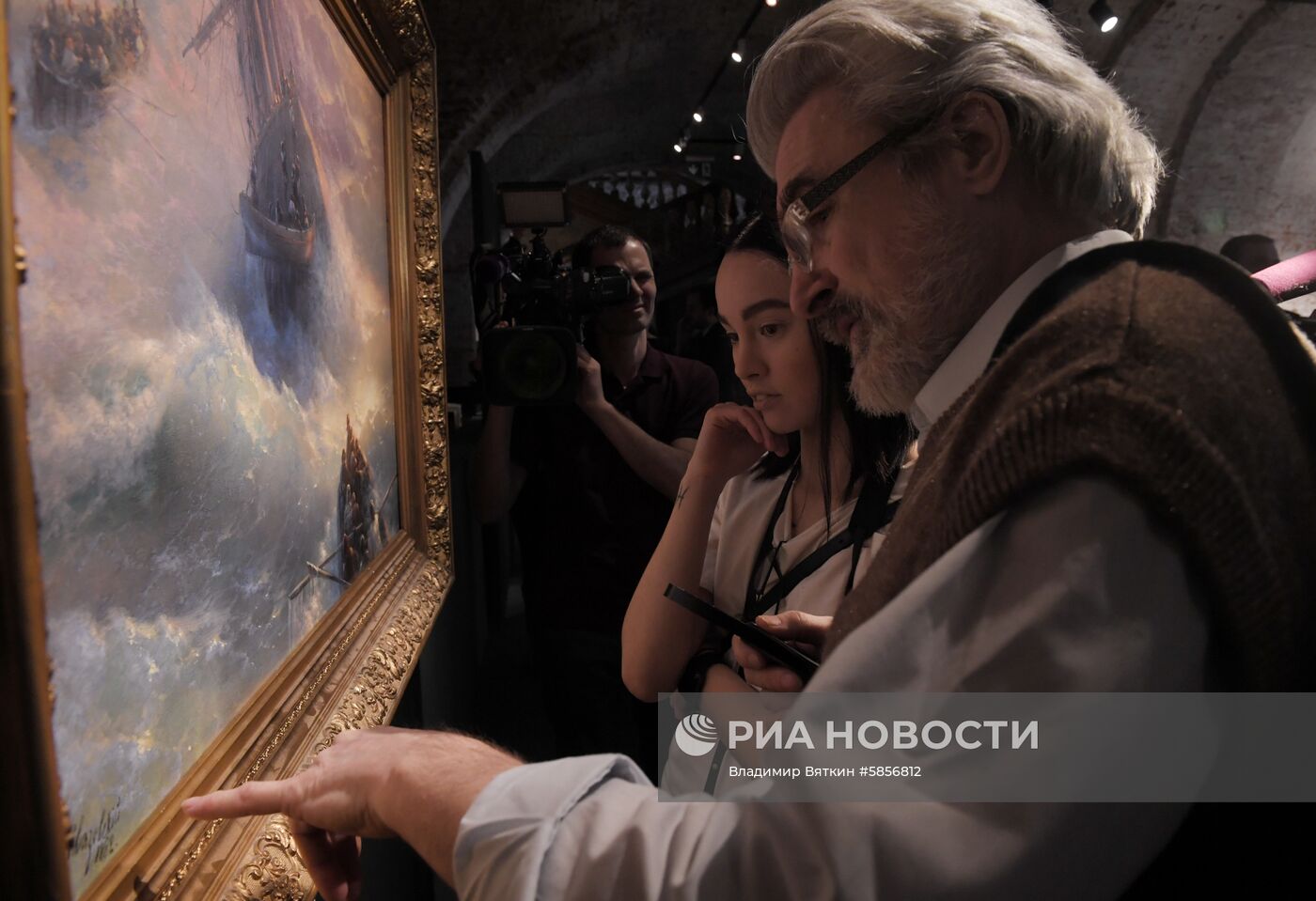 Выставка топ-лотов торгов русского искусства Sotheby's