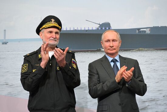 Рабочая поездка президента РФ В. Путина в Санкт-Петербург