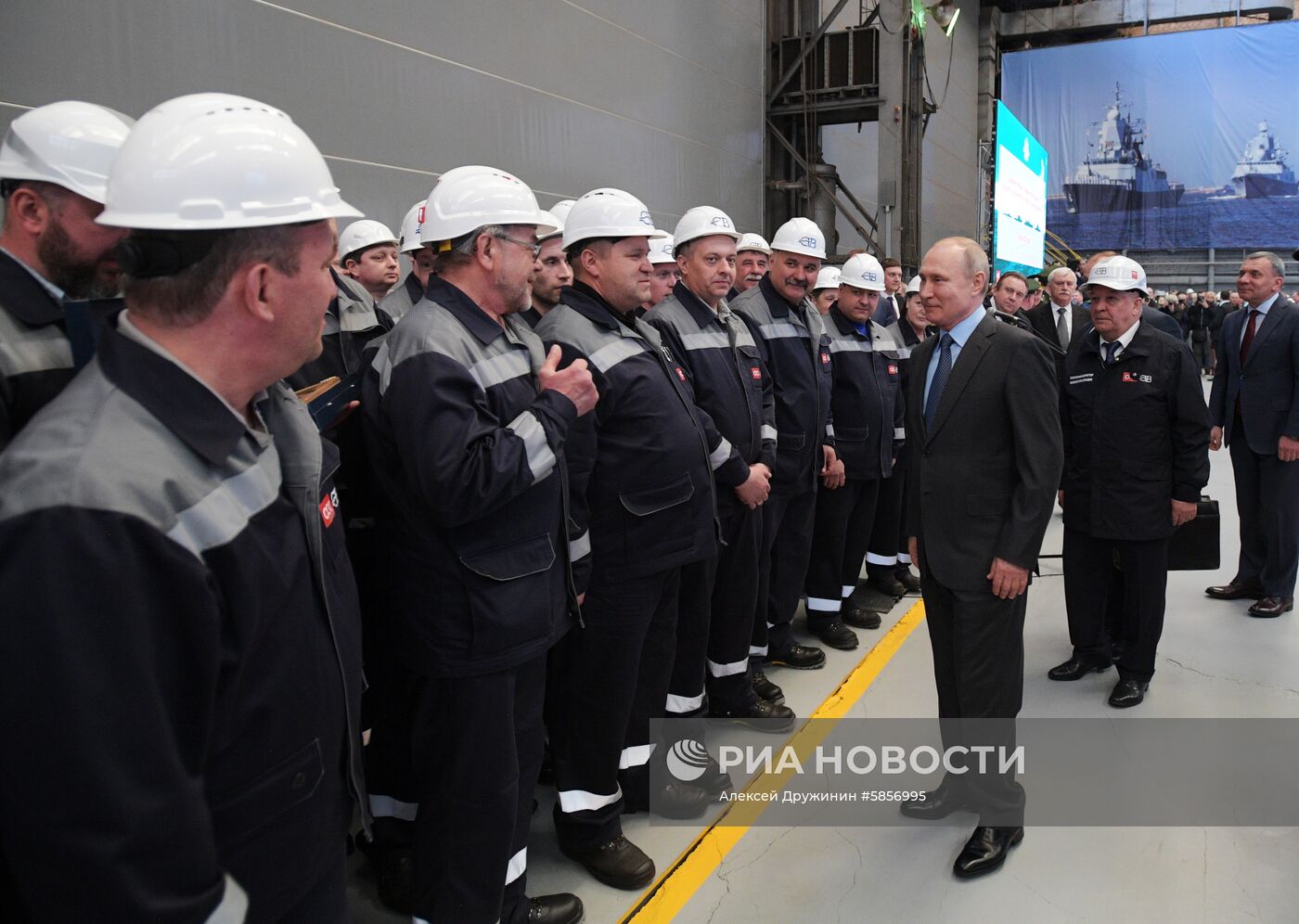 Рабочая поездка президента РФ В. Путина в Санкт-Петербург