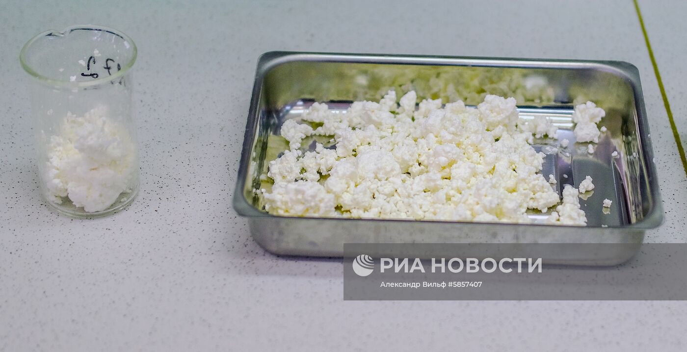 Проверка качества продуктов в лаборатории Роспотребнадзора