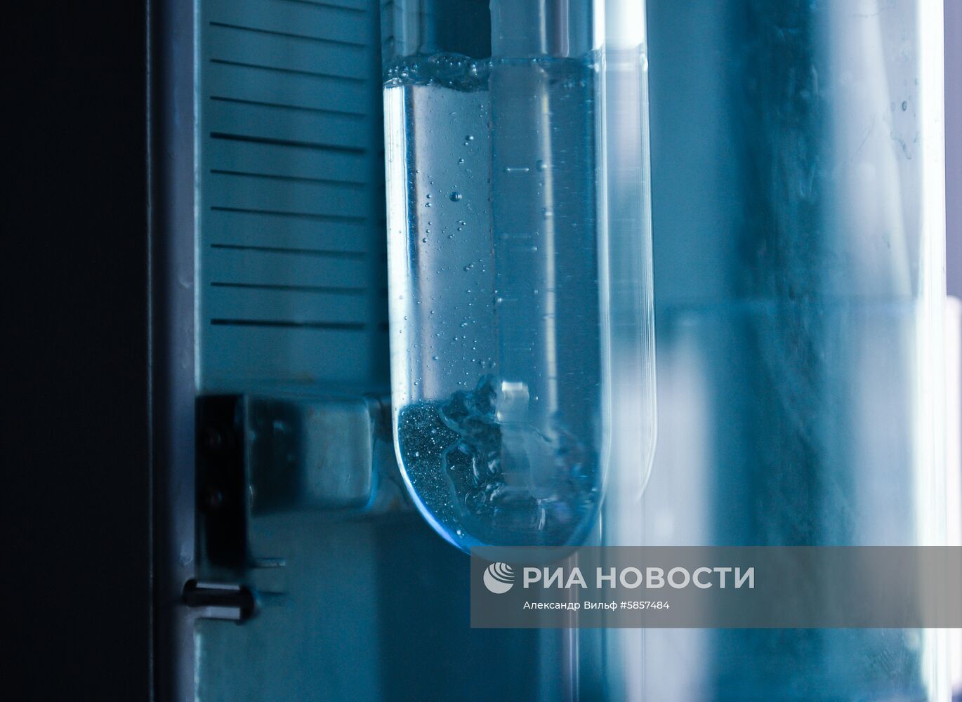 Проверка качества продуктов в лаборатории Роспотребнадзора