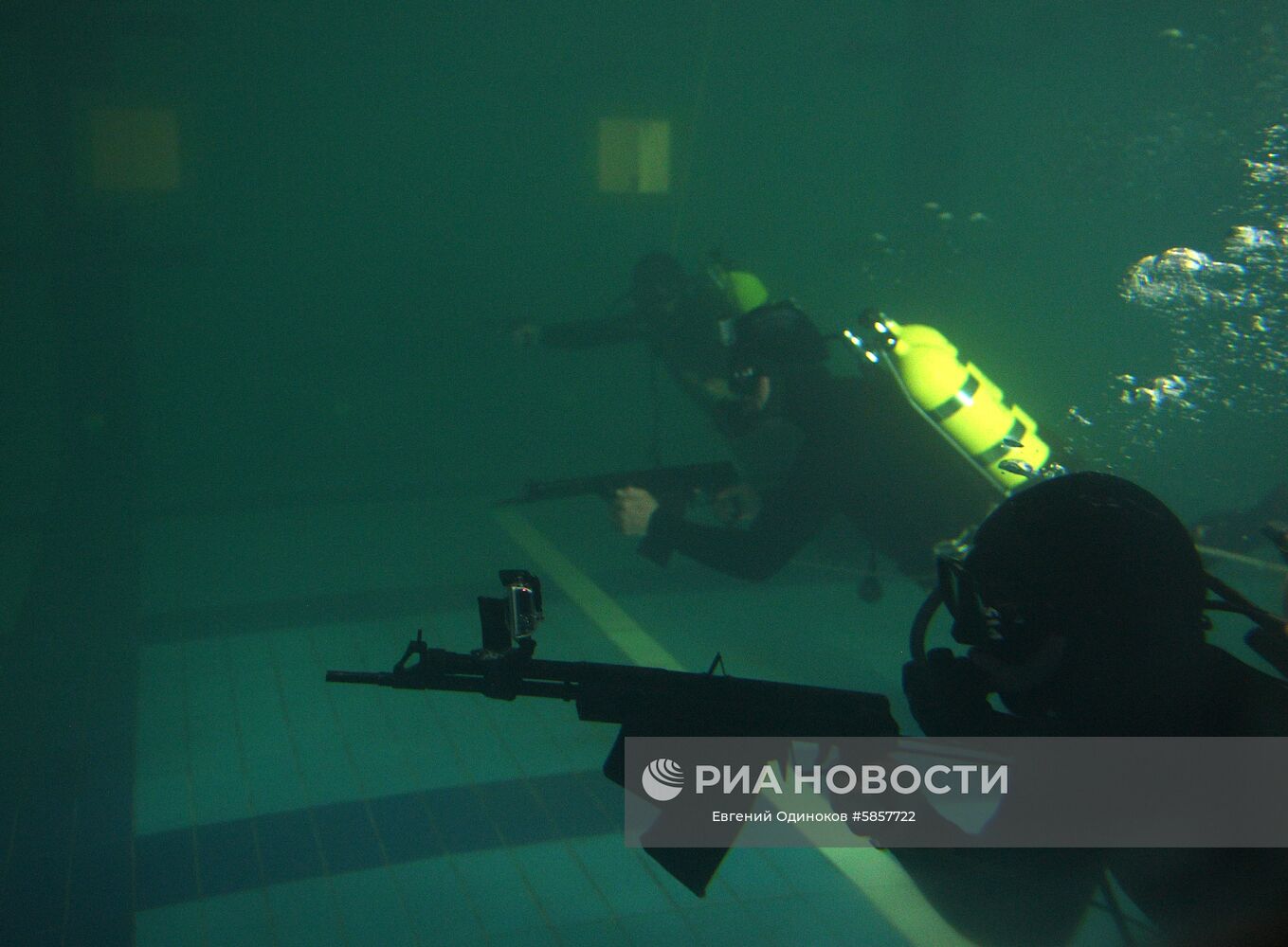 Занятия отряда ПДСС (Подводные диверсионные силы и средства) в новом учебно-тренировочном комплексе на базе 177-го полка морской пехоты в Каспийске. Место: Россия, Республика Дагестан, Каспийск. Автор: Евгений Одиноков/РИА Новости. Боевая подготовка соединений и воинских частей Южного военного округа