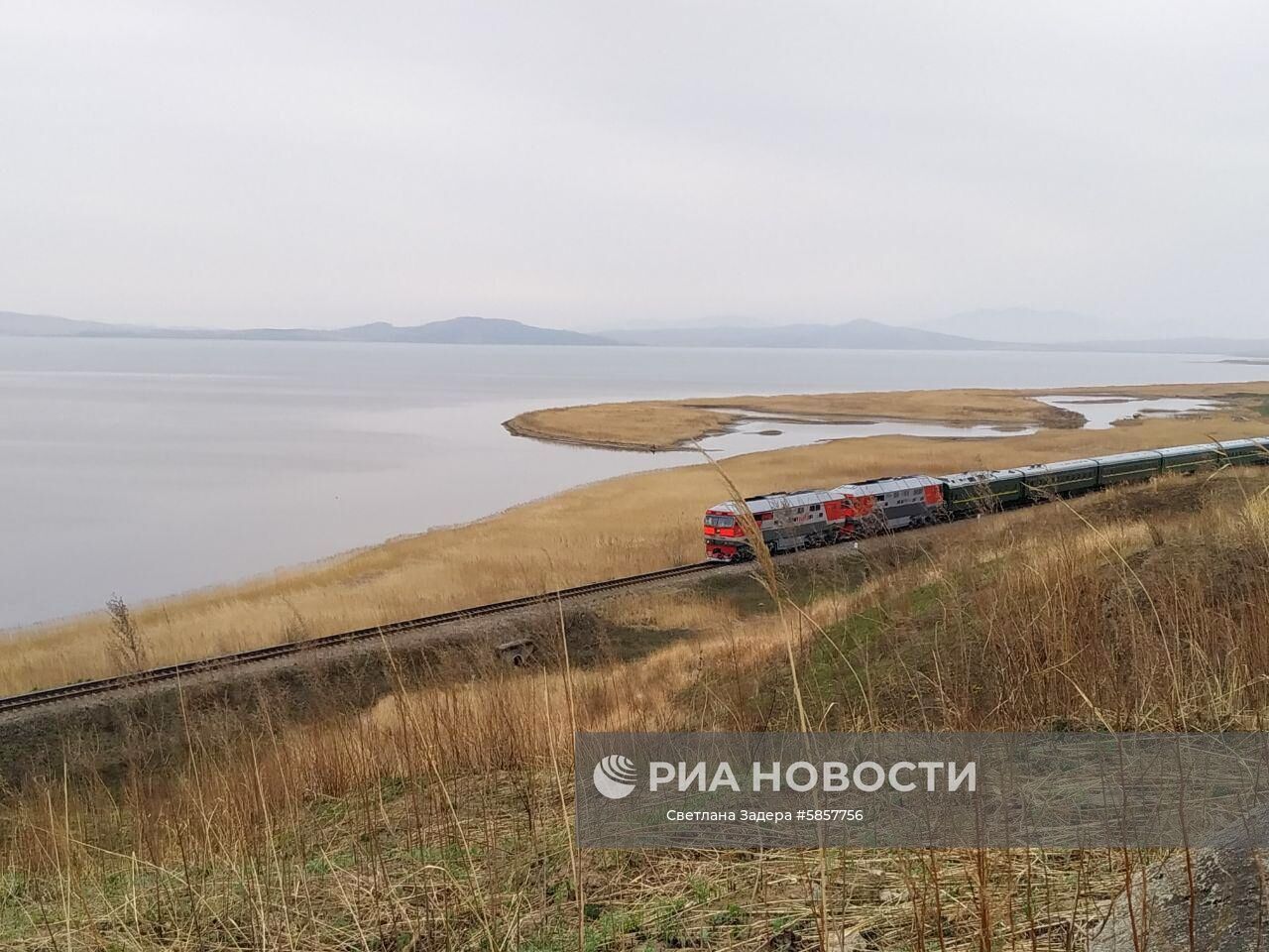 Лидер КНДР Ким Чен Ын прибыл в Россию