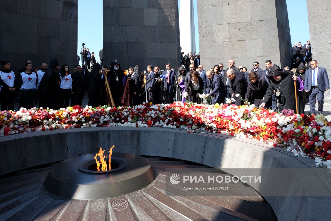 Мероприятия ко дню памяти геноцида армян в Ереване