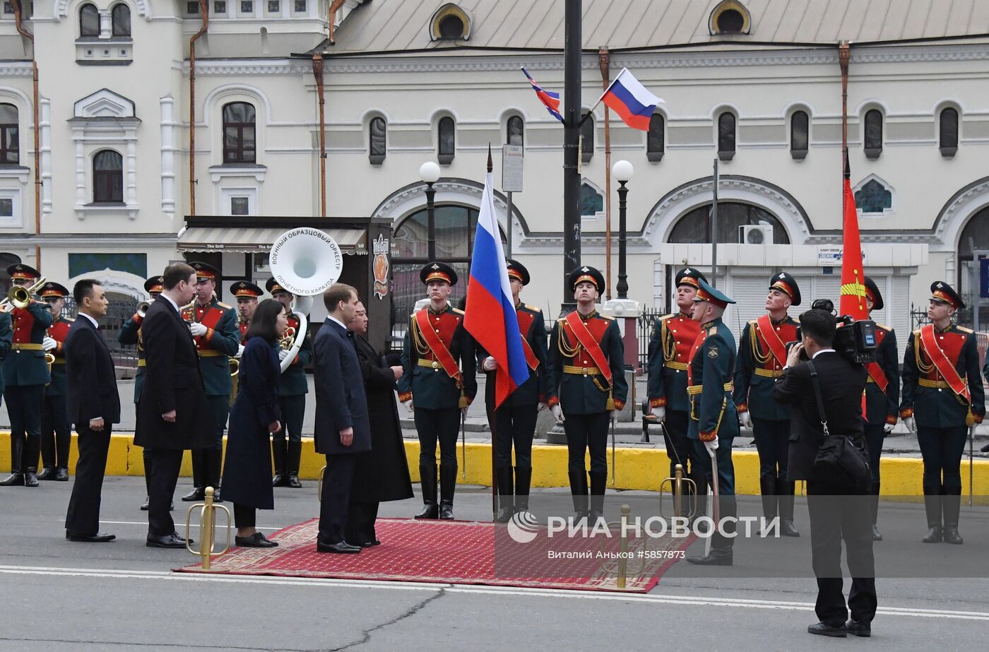 Лидер КНДР Ким Чен Ын прибыл во Владивосток