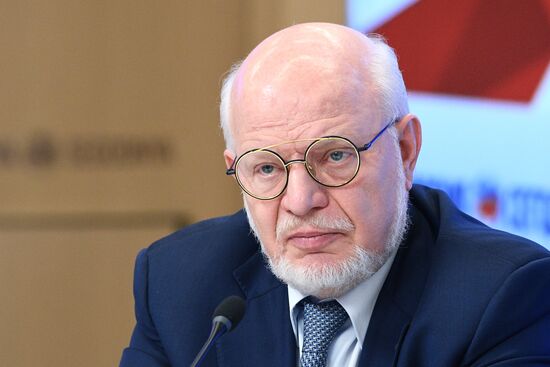 Круглый стол "Нарушение прав журналистов от Украины до Великобритании"