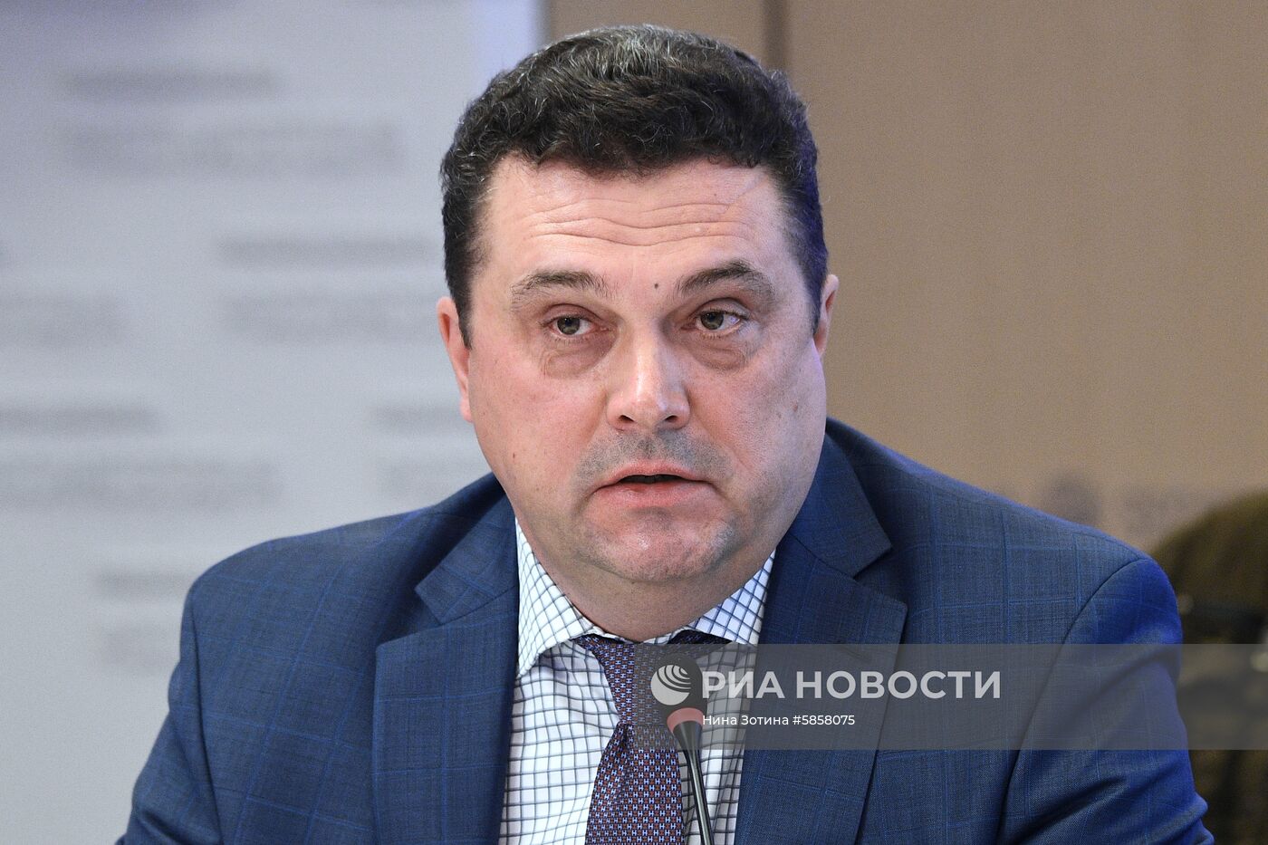 Круглый стол "Нарушение прав журналистов от Украины до Великобритании"