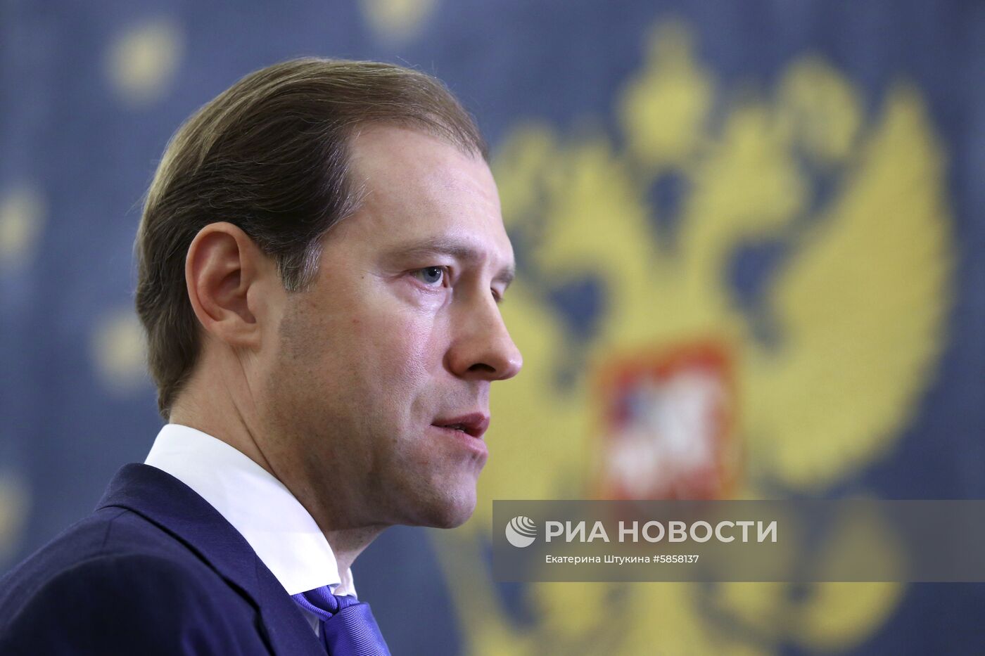 Премьер-министр РФ Д. Медведев провел заседание правительственной комиссии по импортозамещению