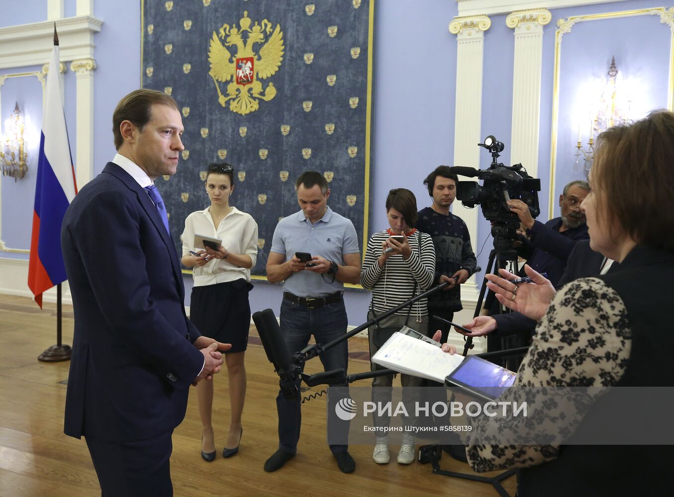 Премьер-министр РФ Д. Медведев провел заседание правительственной комиссии по импортозамещению