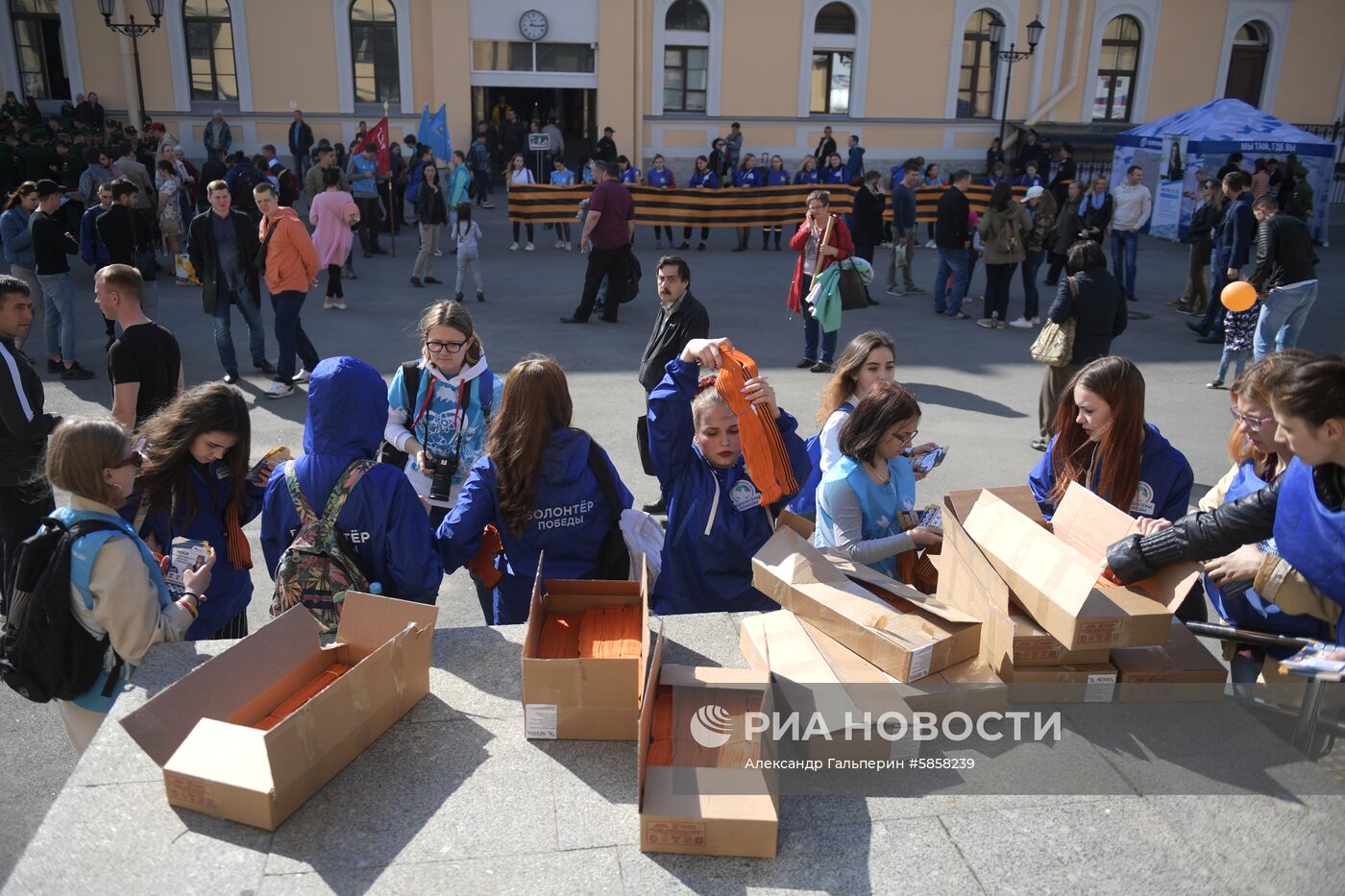 Всероссийская акция "Георгиевская ленточка" в Санкт-Петербурге