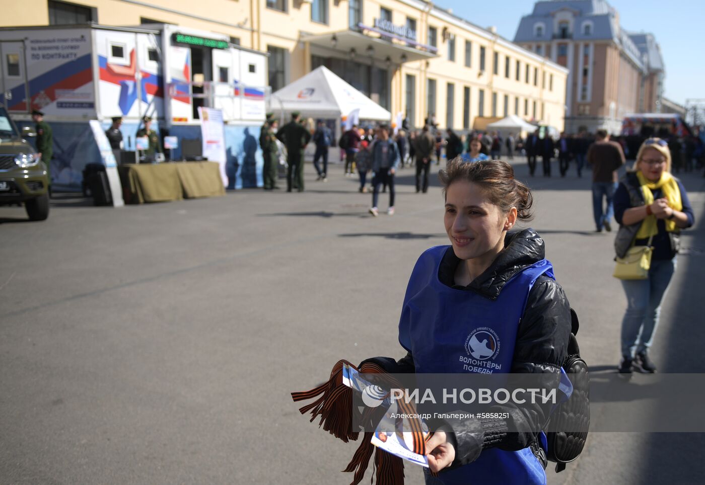 Всероссийская акция "Георгиевская ленточка" в Санкт-Петербурге