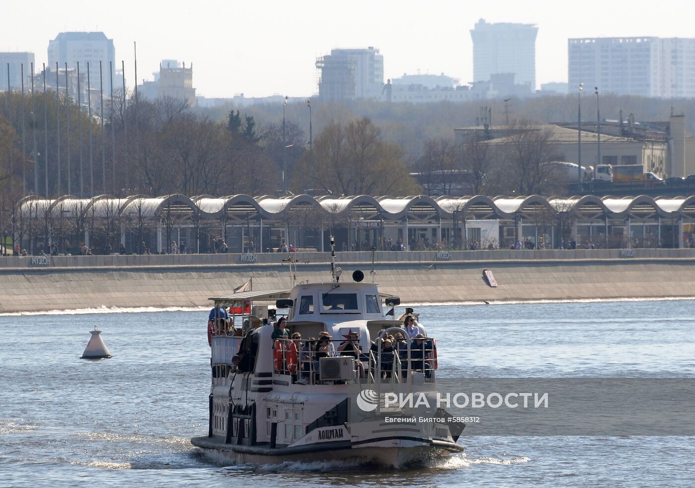 Открытие навигации на Москве-реке