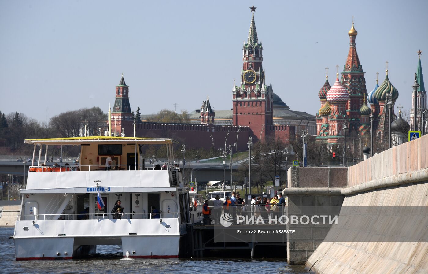 Открытие навигации на Москве-реке