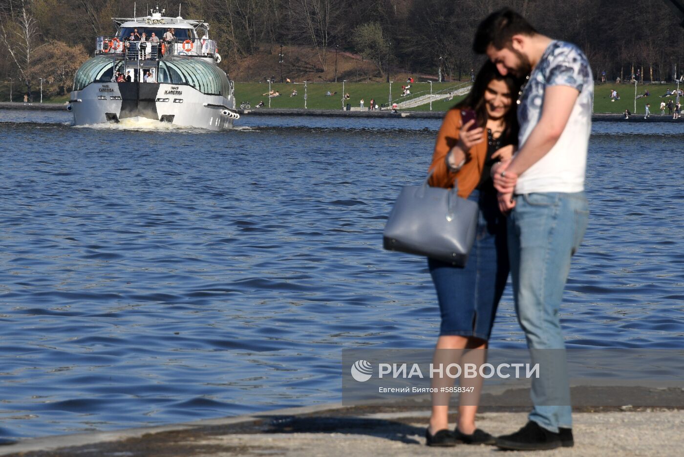 Открытие навигации на Москве-реке