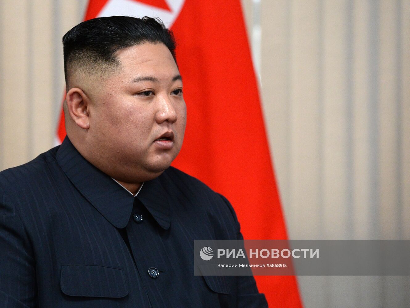 Президент РФ В. Путин встретился с лидером КНДР Ким Чен Ыном