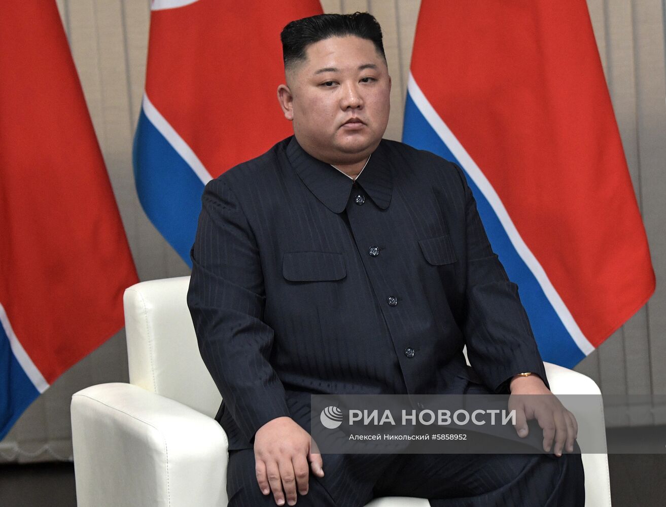 Президент РФ В. Путин встретился с лидером КНДР Ким Чен Ыном