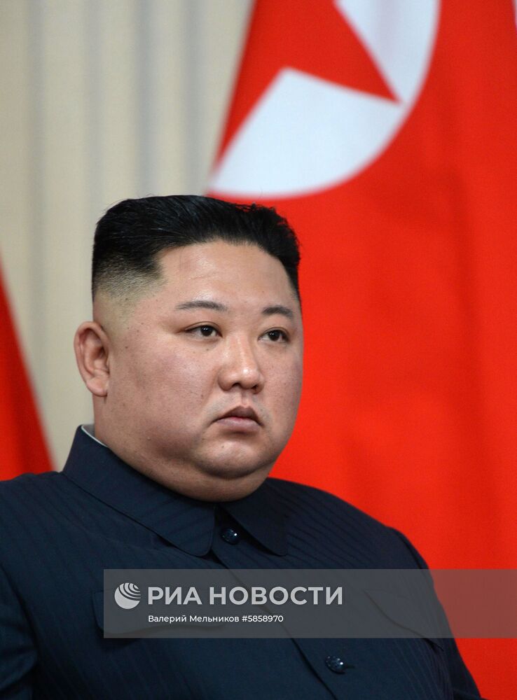 Президент РФ В. Путин встретился с лидером КНДР Ким Чен Ыном