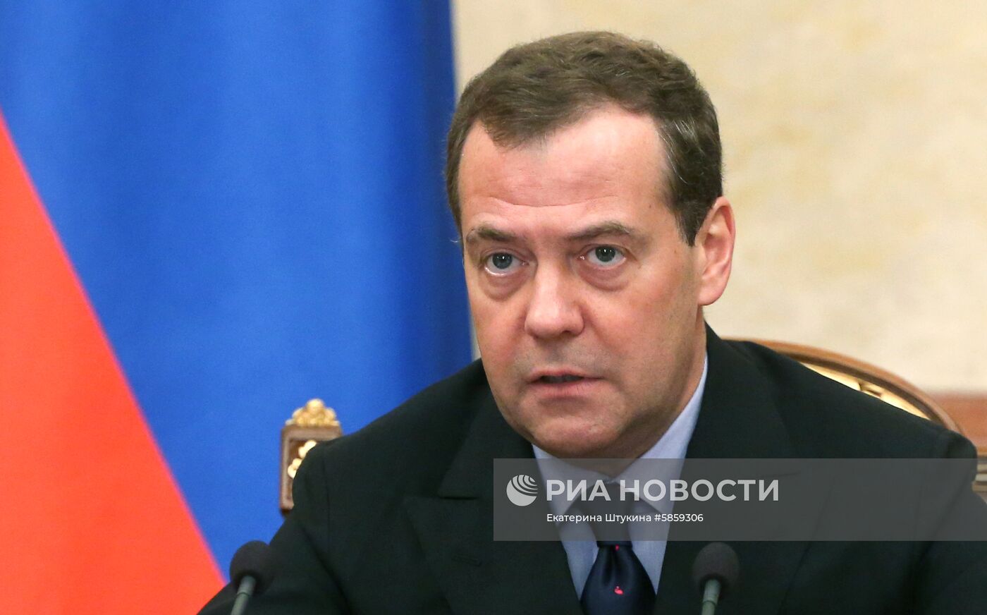 Премьер-министр РФ Д. Медведев провел заседание правительства РФ