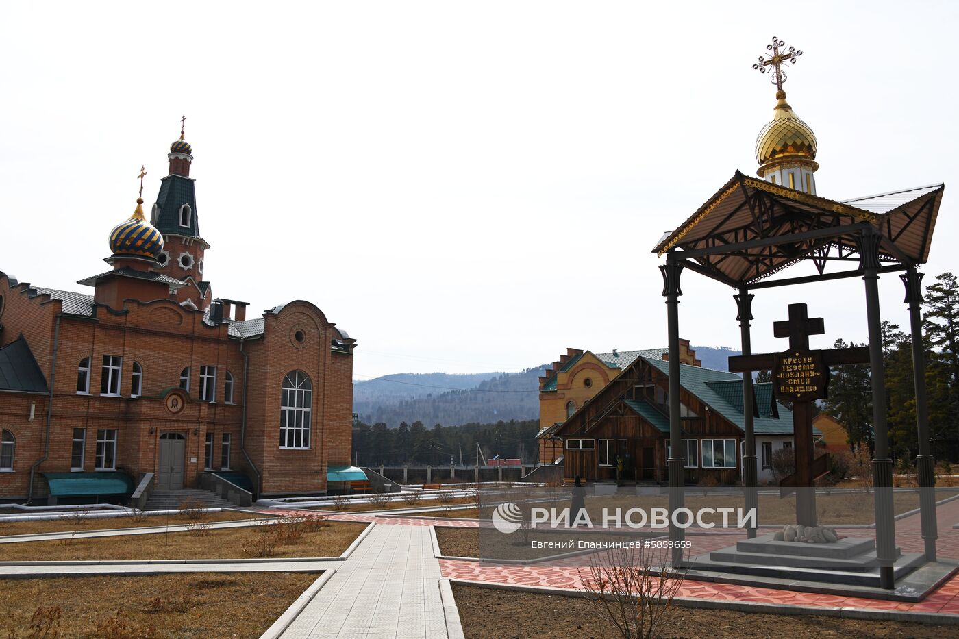 Подготовка к Пасхе в женском монастыре в Забайкальском крае