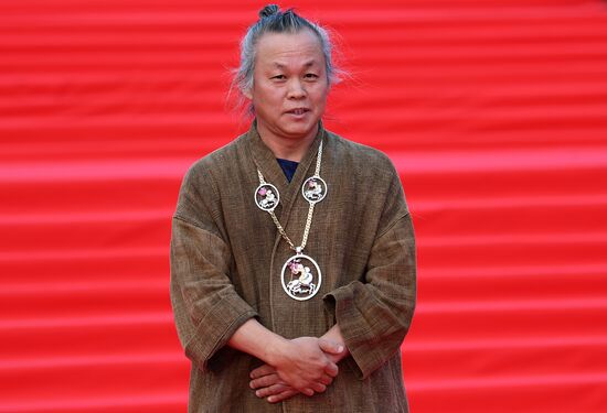 Церемония закрытия 41-го ММКФ