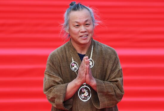 Церемония закрытия 41-го ММКФ