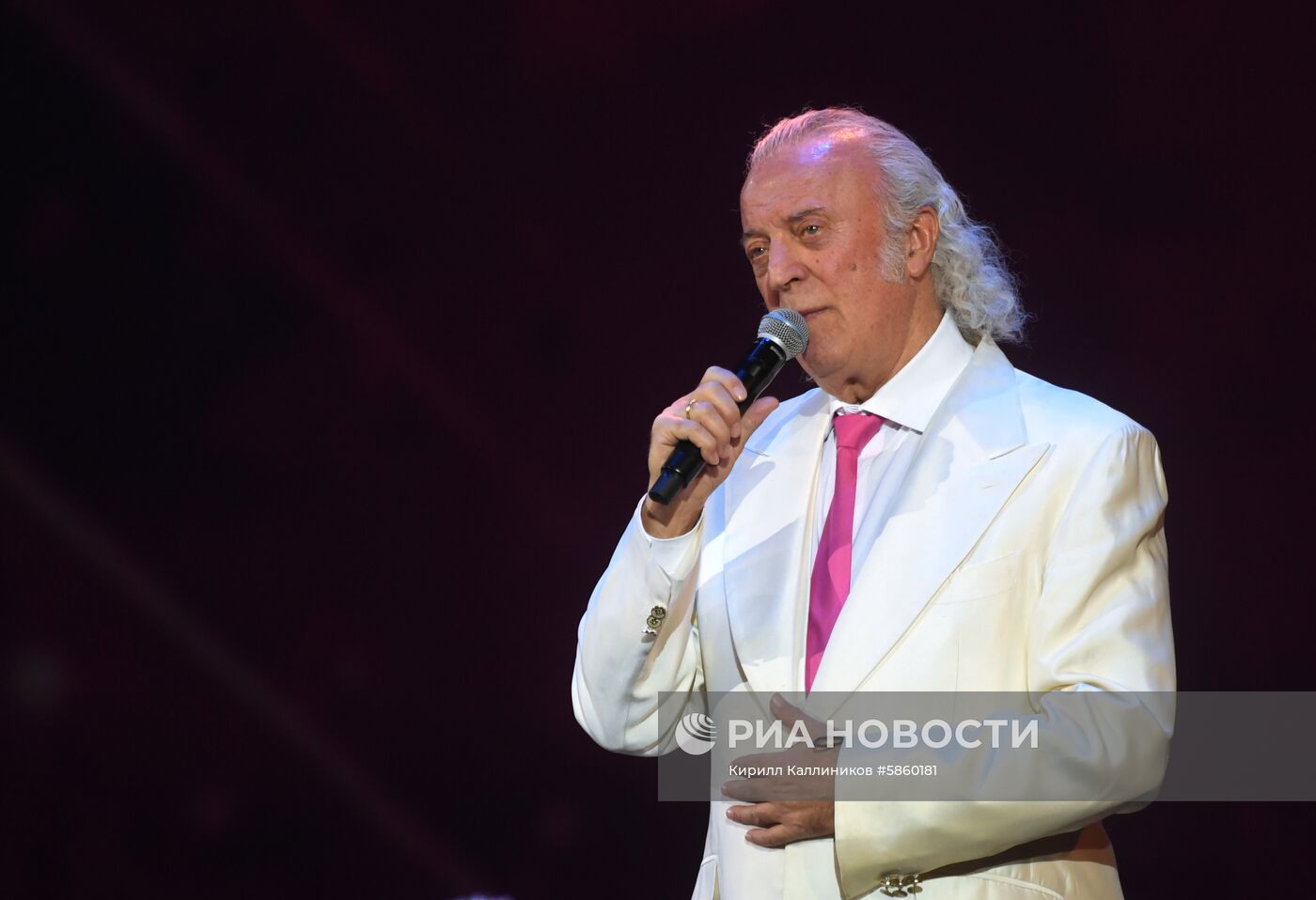 Спектакль "Мы все из одной глины" в Кремле