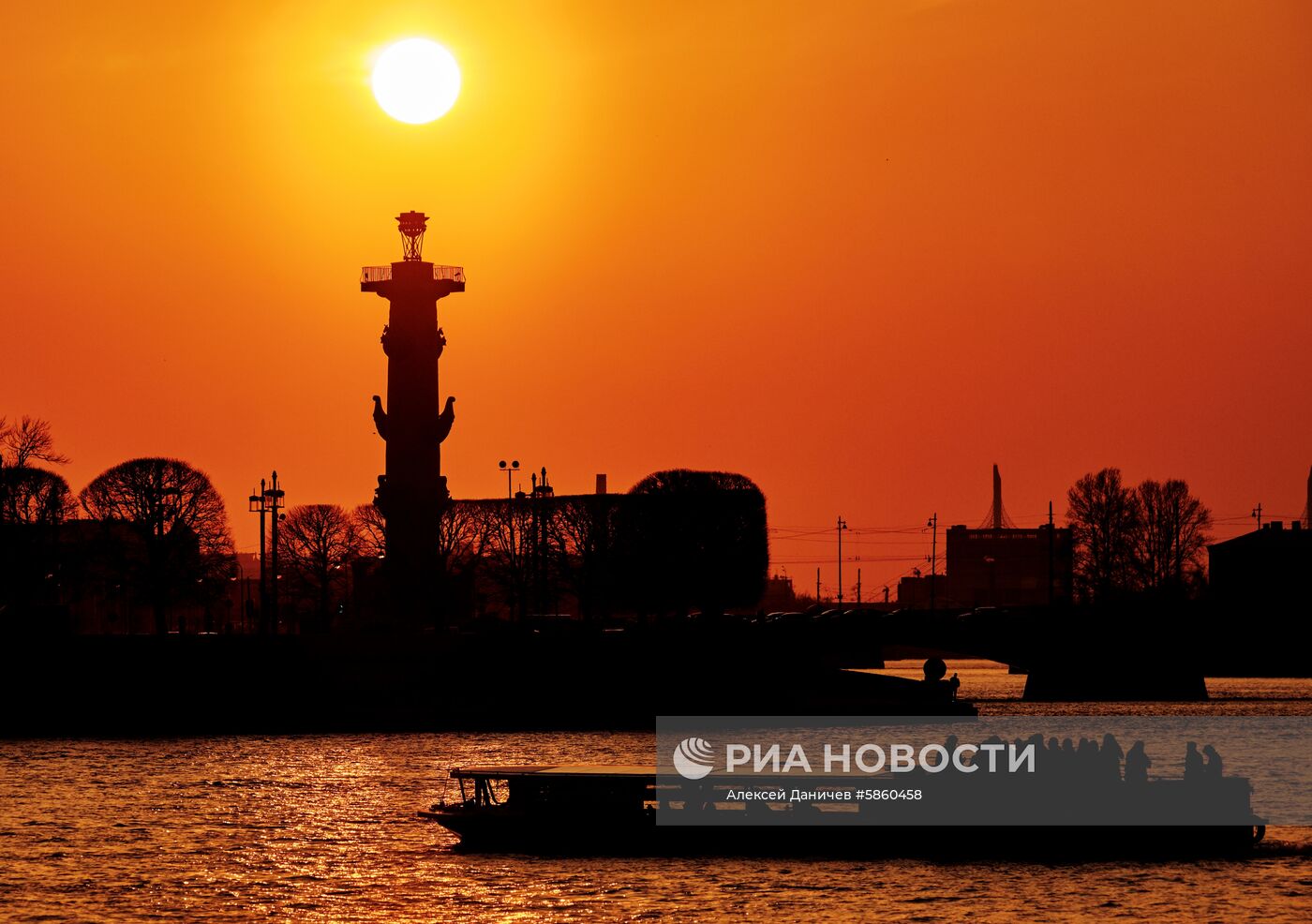 Закат в Санкт-Петербурге