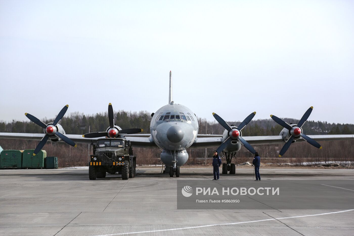 Репетиция авиапарада в Мурманске