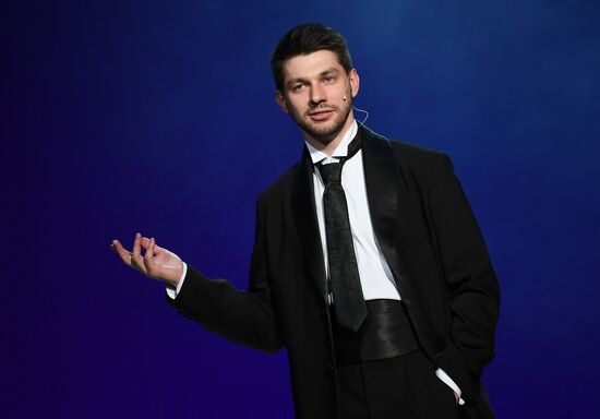 Репетиция спектакля "Всегда зовите Долли!" в Малом театре