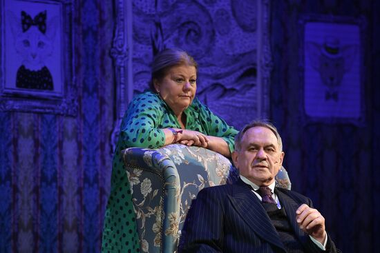 Репетиция спектакля "Всегда зовите Долли!" в Малом театре