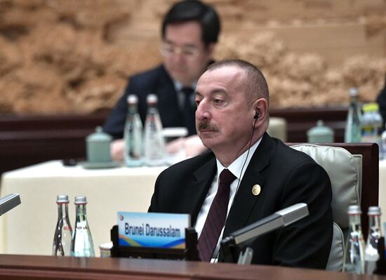 Рабочий визит президента РФ В. Путина в Китай. День второй