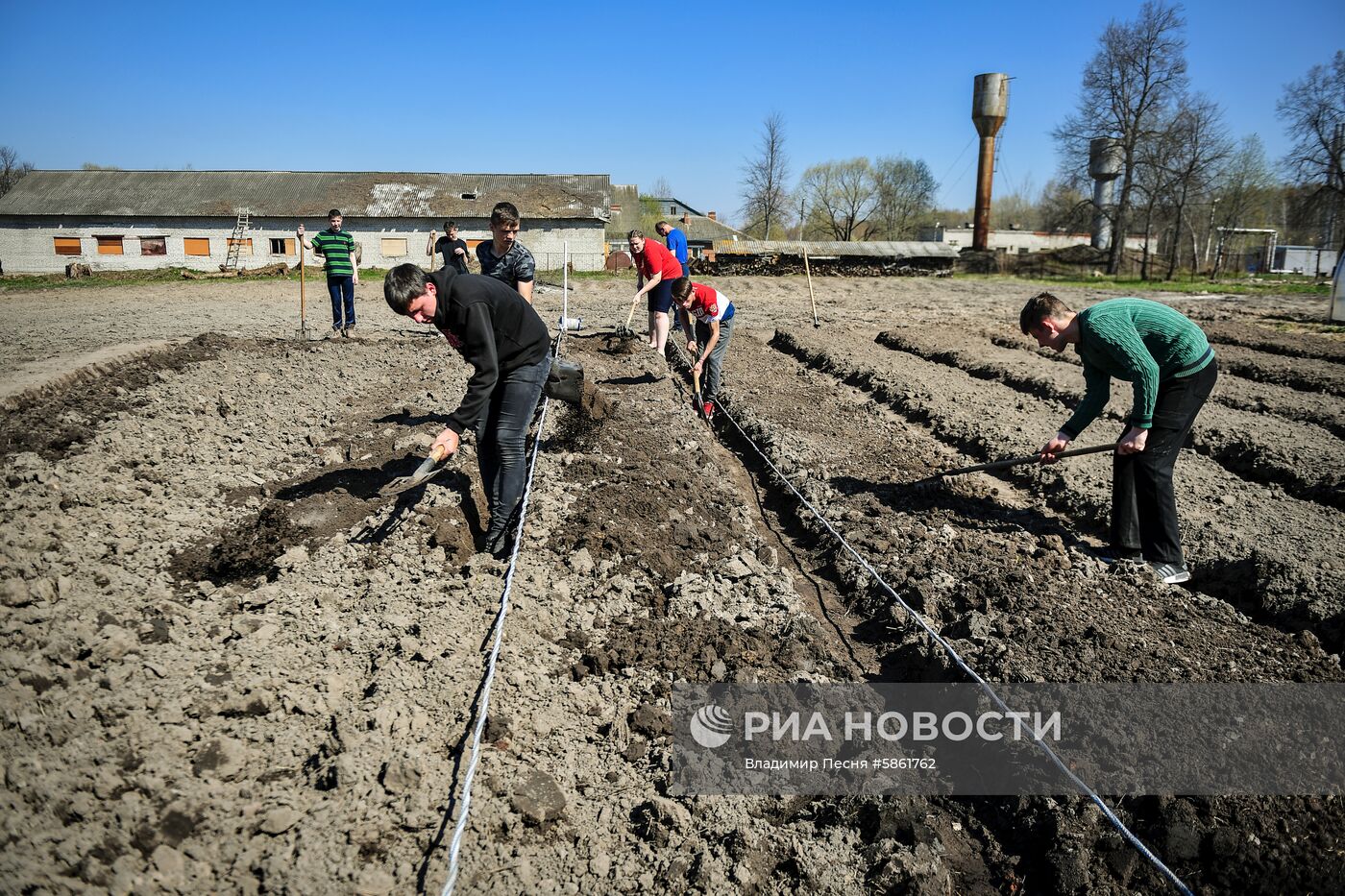 Программа по усыновлению детей "Счастливый рейс"