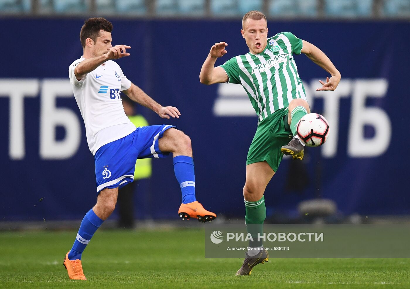 Футбол. РПЛ. Матч "Динамо" - "Ахмат"