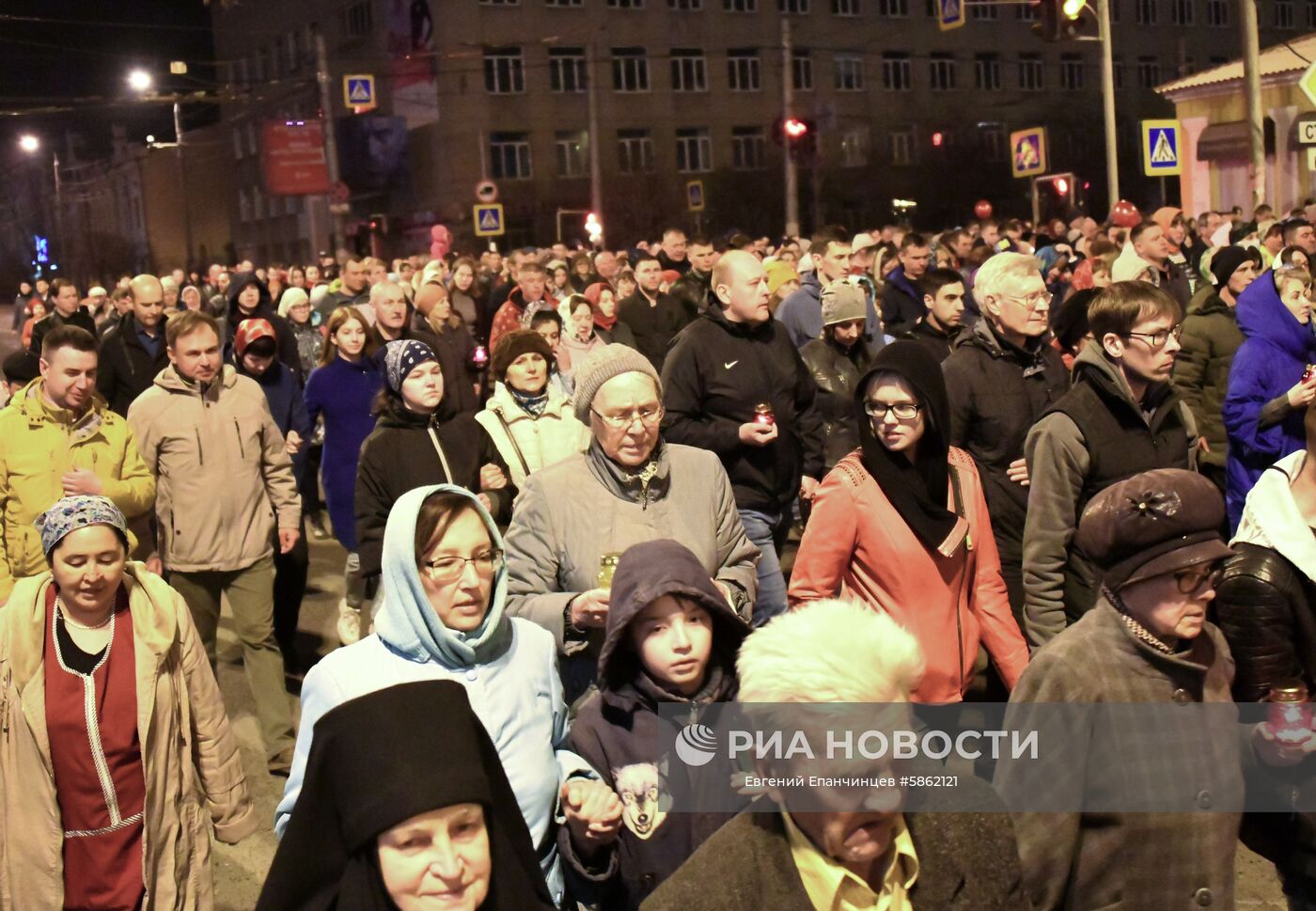 Празднование Пасхи в регионах России