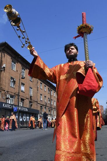 Пасхальный крестный ход