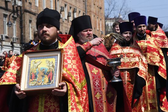 Пасхальный крестный ход