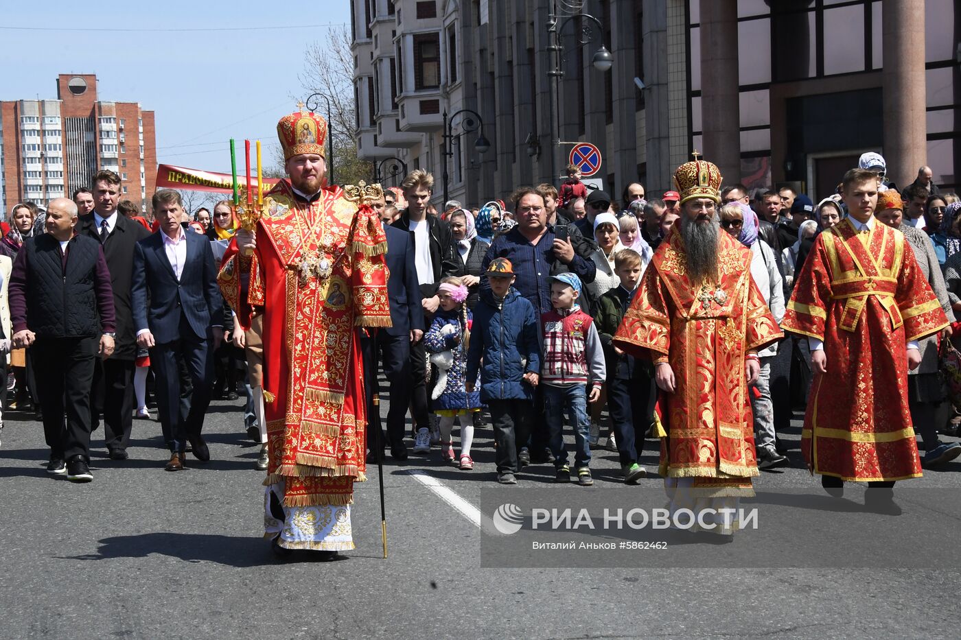 Пасхальный крестный ход