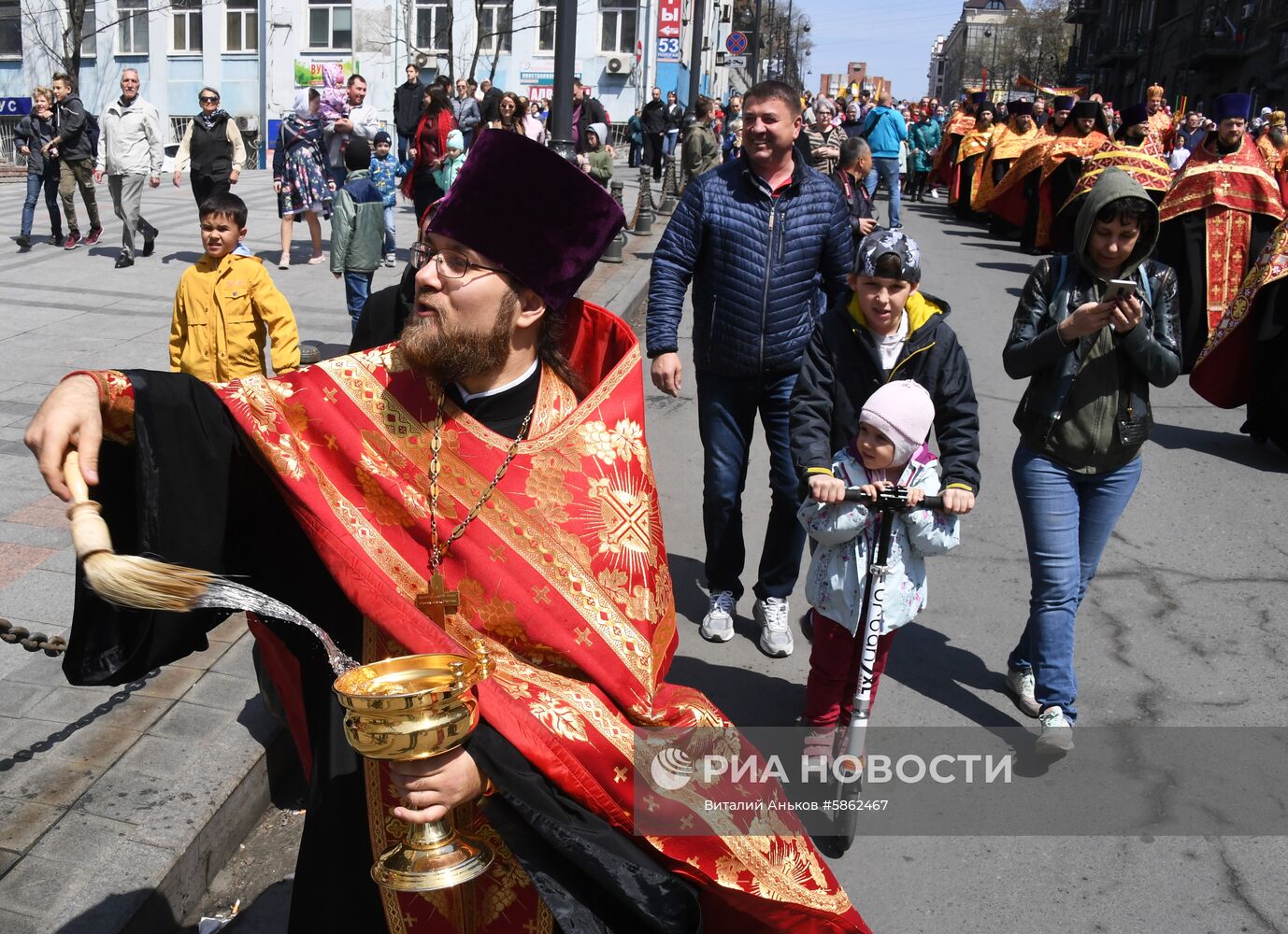 Пасхальный крестный ход