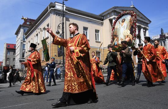 Пасхальный крестный ход