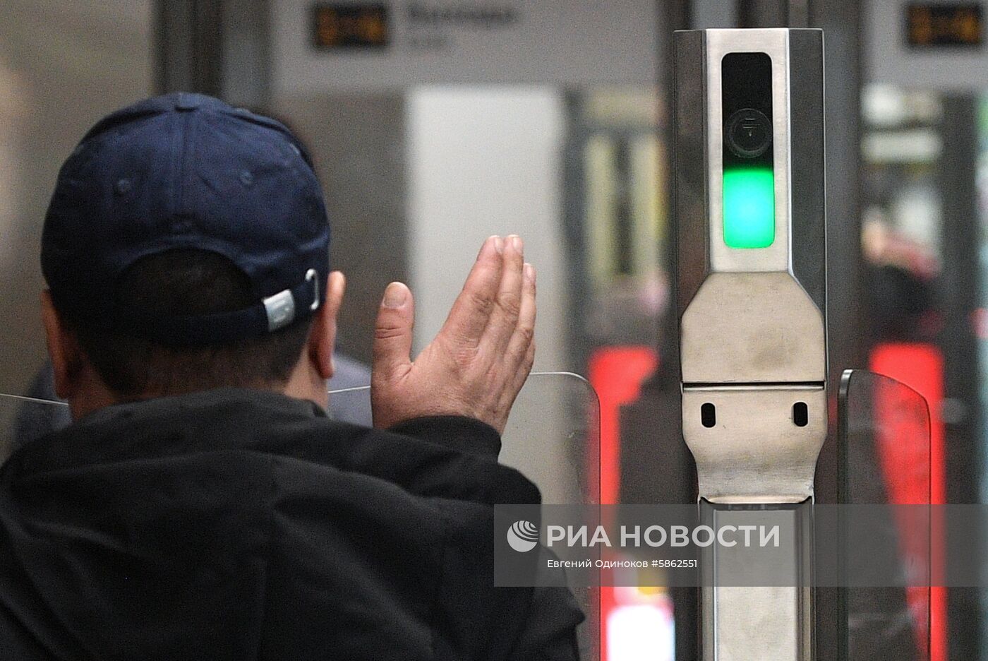 Система распознавания лиц в московском метро