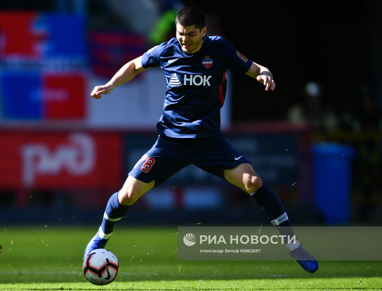 Футбол. РПЛ. Матч "Локомотив" - "Енисей"