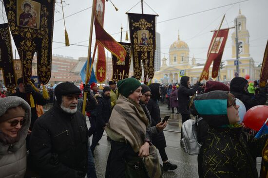 Пасхальный крестный ход 