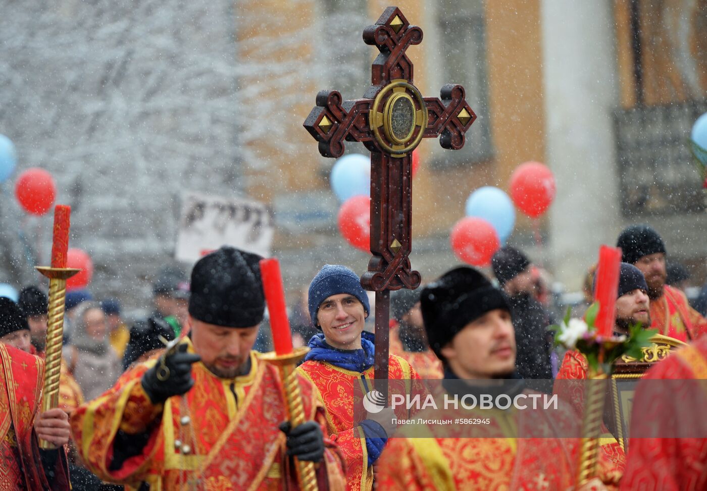 Пасхальный крестный ход 